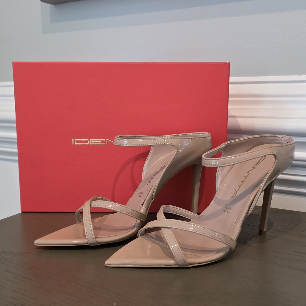 IDENTITA Darya Heels Brand New!